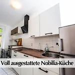 Grosszuegige 3r Altbau Mit 2sz, Wz, Smart-tv, Nobilia Kueche, Ruhige Zentrale Lage - Nur Ein Kurzer Spaziergang In Altstadt Und Zur Kraemerbruecke - Kostenlose Parkplaetze In Den Umliegenden Strassen - Ausgewaehlte Empfehlungen Fuer I *