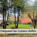 Grosszuegige 3r Altbau Mit 2sz, Wz, Smart-tv, Nobilia Kueche, Ruhige Zentrale Lage - Nur Ein Kurzer Spaziergang In Altstadt Und Zur Kraemerbruecke - Kostenlose Parkplaetze In Den Umliegenden Strassen - Ausgewaehlte Empfehlungen Fuer I Erfurt