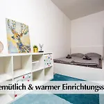 Grosszuegige 3r Altbau Mit 2sz, Wz, Smart-tv, Nobilia Kueche, Ruhige Zentrale Lage - Nur Ein Kurzer Spaziergang In Altstadt Und Zur Kraemerbruecke - Kostenlose Parkplaetze In Den Umliegenden Strassen - Ausgewaehlte Empfehlungen Fuer I Appartamento