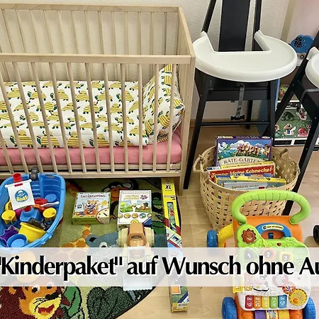 Apartmán Grosszuegige 3r Altbau Mit 2sz, Wz, Smart-tv, Nobilia Kueche, Ruhige Zentrale Lage - Nur Ein Kurzer Spaziergang In Altstadt Und Zur Kraemerbruecke - Kostenlose Parkplaetze In Den Umliegenden Strassen - Ausgewaehlte Empfehlungen Fuer I *