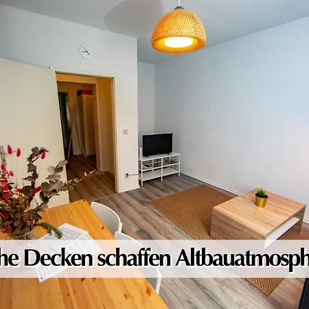 Grosszuegige 3r Altbau Mit 2sz, Wz, Smart-tv, Nobilia Kueche, Ruhige Zentrale Lage - Nur Ein Kurzer Spaziergang In Altstadt Und Zur Kraemerbruecke - Kostenlose Parkplaetze In Den Umliegenden Strassen - Ausgewaehlte Empfehlungen Fuer I * Erfurt