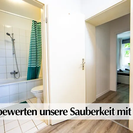 Grosszuegige 3r Altbau Mit 2sz, Wz, Smart-tv, Nobilia Kueche, Ruhige Zentrale Lage - Nur Ein Kurzer Spaziergang In Altstadt Und Zur Kraemerbruecke - Kostenlose Parkplaetze In Den Umliegenden Strassen - Ausgewaehlte Empfehlungen Fuer I Apartament Erfurt